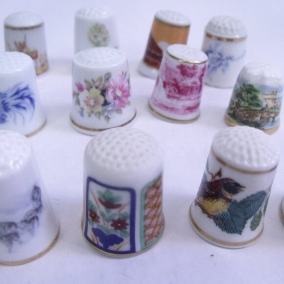 Thimble Collection 74 - Picture 8 of 15